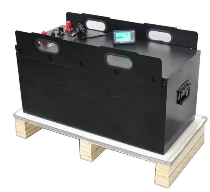 Batterie au lithium-ion à cycle profond personnalisée haute puissance 24V 48V 300Ah LiFePO4