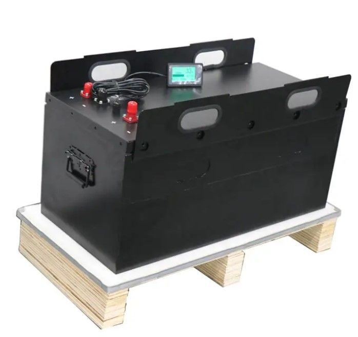 Batterie au lithium-ion à cycle profond personnalisée haute puissance 24V 48V 300Ah LiFePO4