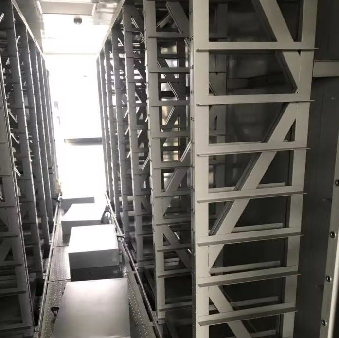 ESS 10 ans Durée de vie Armoire à batterie extérieure 1MWh 5MWh 10MWh 20ft 40ft Récipient Système de stockage d'énergie à batterie solaire
